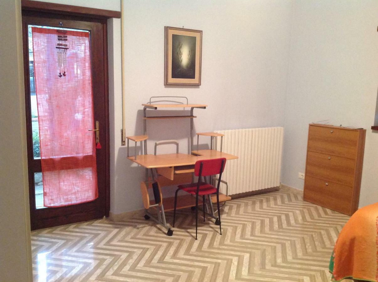 Bed & Breakfast Da Charlie LʼAquila Kültér fotó